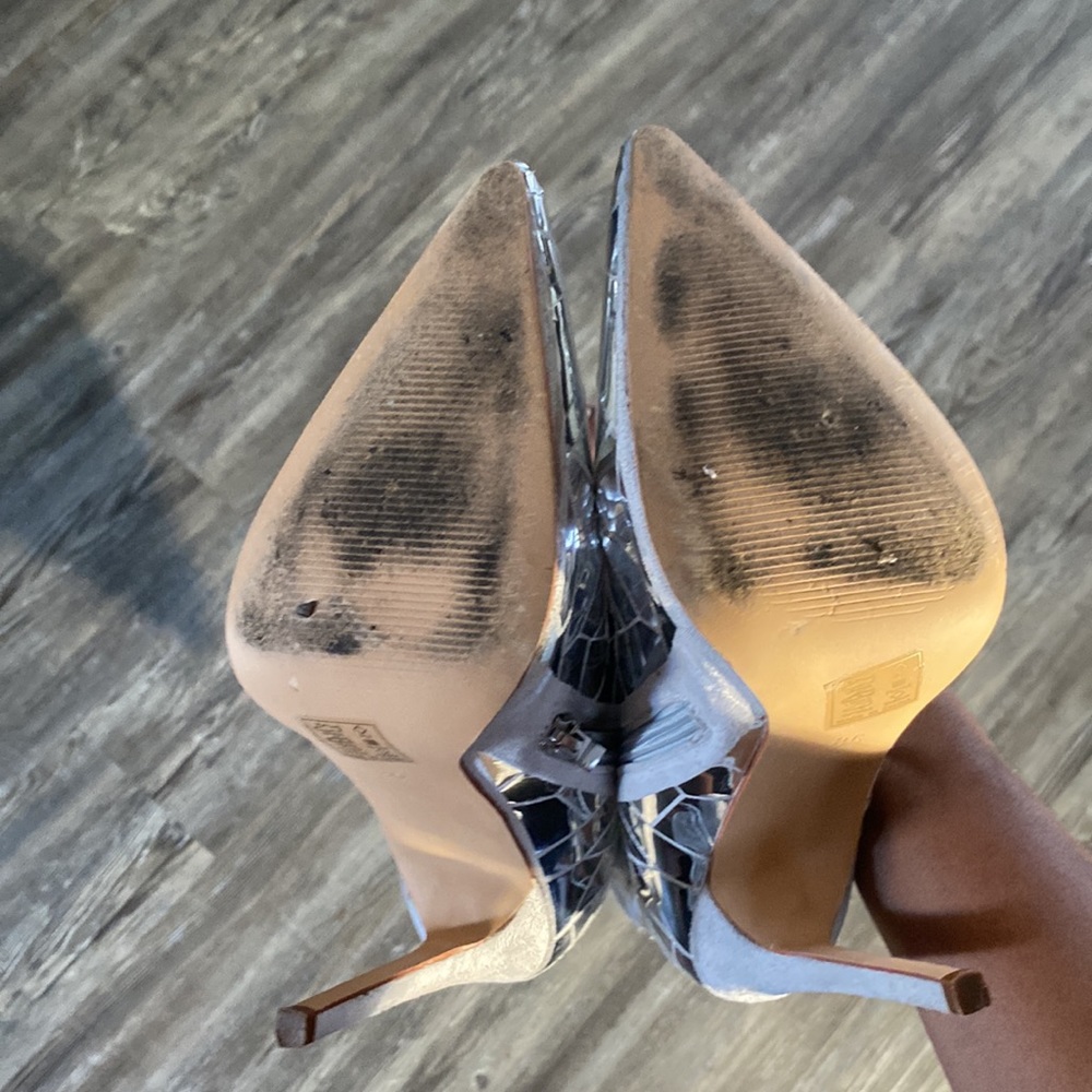 Metallic boots 🔥 - Picture 4 of 4